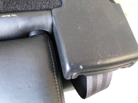 Discovery 4 Seats Rear 2nd Second Row in Black Land Rover 2009 to 2016 L17036