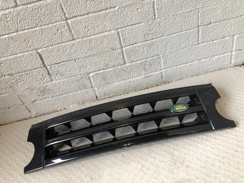 Discovery 3 Grille Front Java Black 697 Land Rover 2004 to 2009 R15085