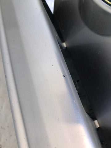 Discovery 3 Grille Front Zambesi Silver Land Rover 2004 to 2009 D17036