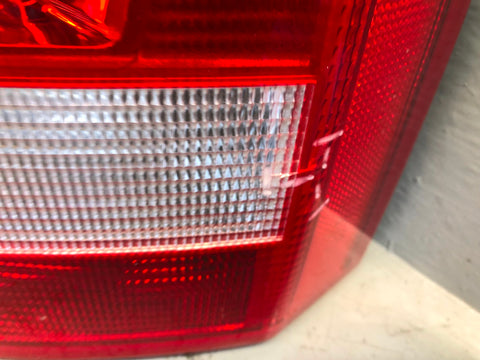 Discovery 3 Tail Light Cluster Off Side Rear XFB000563 2004 to 2009 K28115
