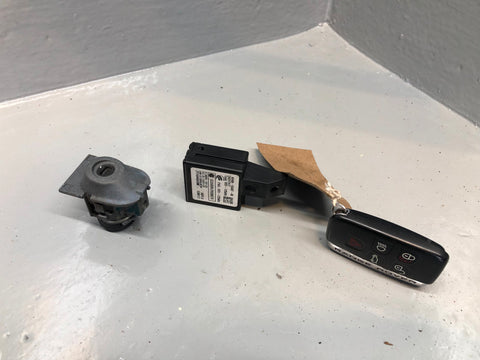 Range Rover Evoque Key Remote and Blade with Door Lock 2011 to 2015 L27105