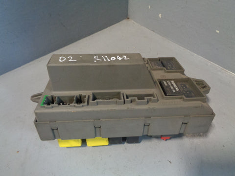 Discovery 2 Fuse Box Internal Under Dash YQE000110 1998