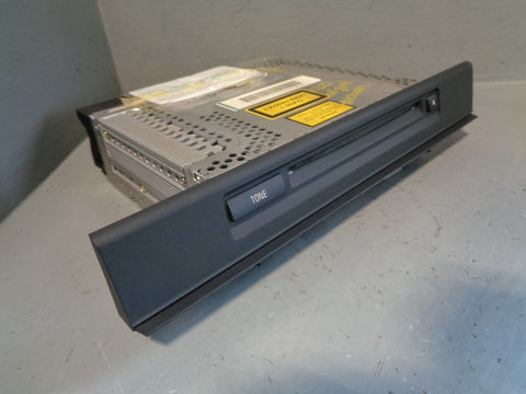 Range Rover L322 CD Player Single Disc 65.12-8 385 891