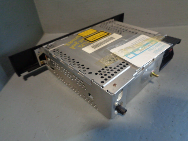 Range Rover L322 CD Player Single Disc 65.12-8 385 891 Alpine 2002 to ...