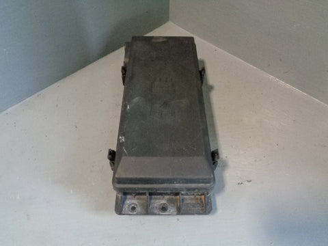 Discovery 2 Fuse Box and Cover Engine Bay YQE000300 Land