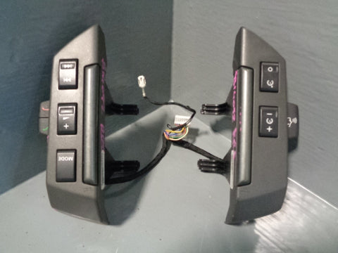 Range Rover Sport Steering Wheel Audio and Cruise Controls