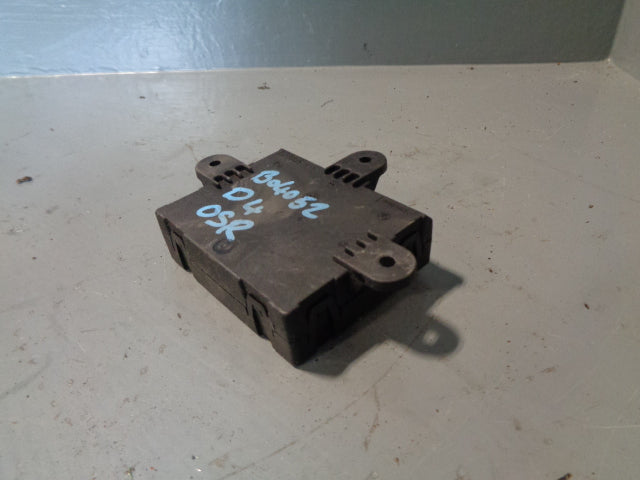 Discovery 4 Off Side Rear Door Control Module ECU AH22