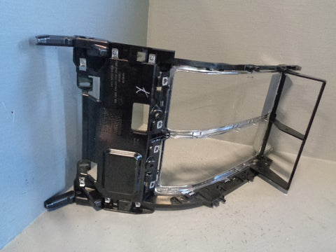 Range Rover Sport Centre Console Trim Surround in Silver