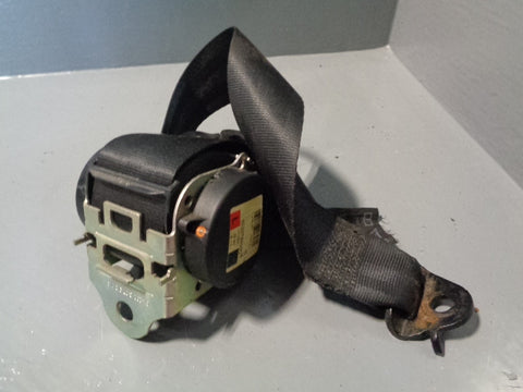 Discovery 3 Seat Belt 3rd Row Near Side Rear in Black Type 1
