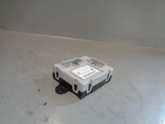 Discovery 4 Near Side Front Door Control Module ECU AH22