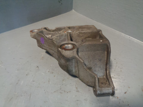 Power Steering Pump Bracket Mount QVU500340 Discovery 3 / 4