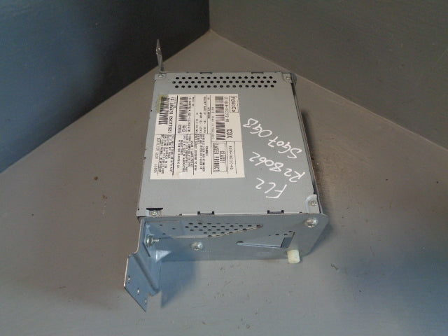 Freelander 2 CD Player 1 Disc 6G9N-18C815-NG Land Rover 2006