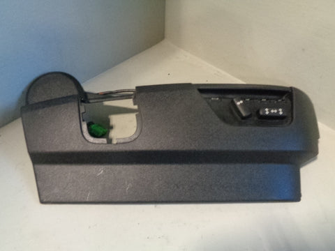 Range Rover Sport Off Side Front Seat Valance Adjustment