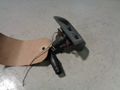 Discovery 3 Headlight Washer Jet Nozzle Near Side Left Front 2004 to 2009
