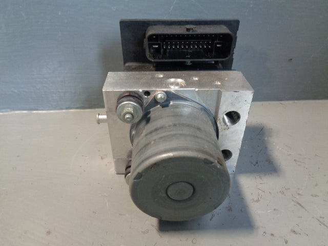 Discovery 4 ABS Module Pump and ECU AH42-2C405-AE Land Rover