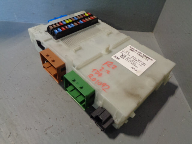 Freelander 2 Fuse Box Assembly 6G9T-14D572-LA Land Rover