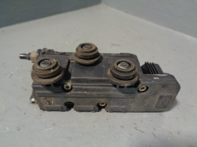 Front Suspension Valve Block RVH000095 Discovery 3 4 Range