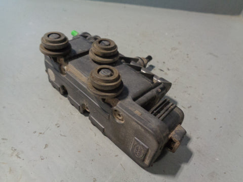 Rear Suspension Relief Valve Block RVH000055 Discovery 3 / 4