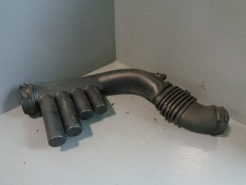 Freelander 2 Air Intake Pipe TD4 2.2 Land Rover 2006 to 2011