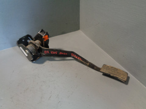 Discovery 2 Throttle Pedal Automatic SLC000020PMA Land Rover