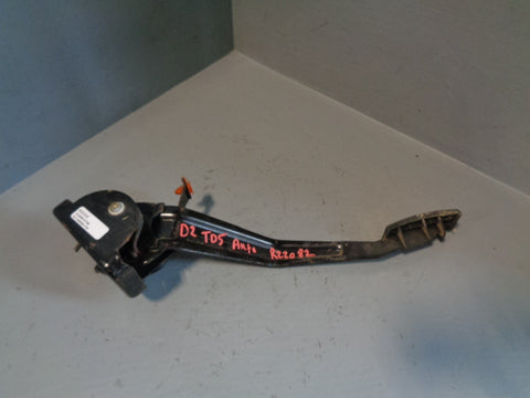 Discovery 2 Throttle Pedal Automatic SLC000020PMA Land Rover