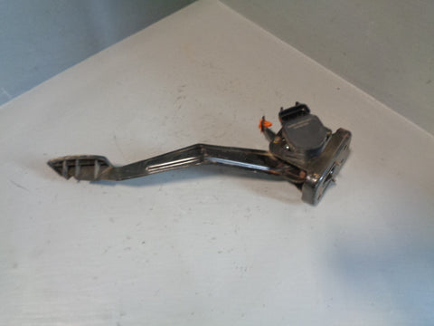 Discovery 2 Throttle Pedal Automatic SLC000020PMA Land Rover