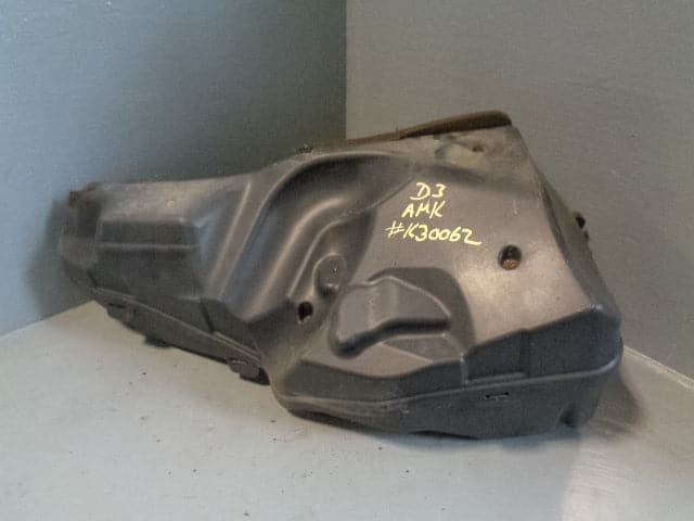 Discovery 3 Air Suspension Compressor AMK Housing Box