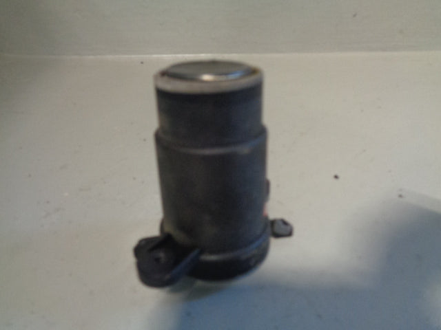 Range Rover Sport Tailgate Release Switch Button Land Rover 2005 to 20 ...