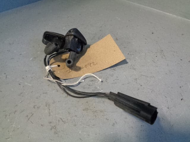 Range Rover Sport Windscreen Washer Jets Pair Of Land Rover