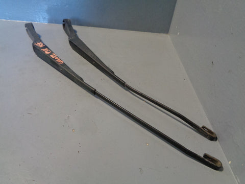 Range Rover P38 Windscreen Wiper Arms Front Pair 1994