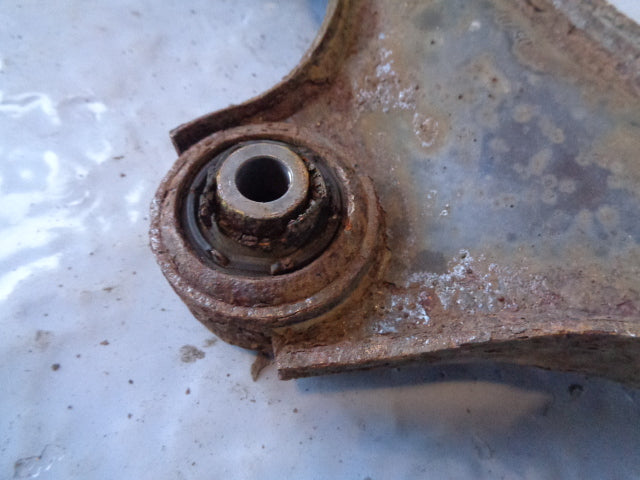 Freelander 2 Front Control Arm Suspension Off Side Lower
