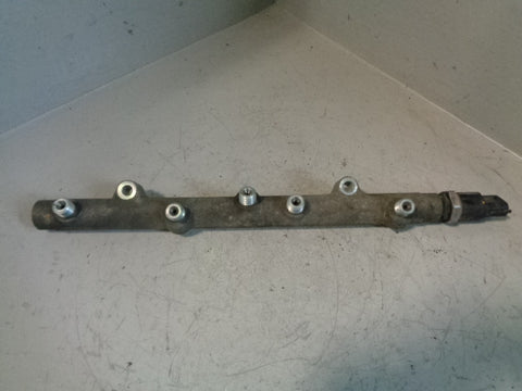 Freelander 1 Fuel Rail 2.0 TD4 Diesel 0 445 214 011 Land Rover 2001 to 2006