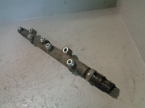 Freelander 1 Fuel Rail 2.0 TD4 Diesel 0 445 214 011 Land Rover 2001 to 2006