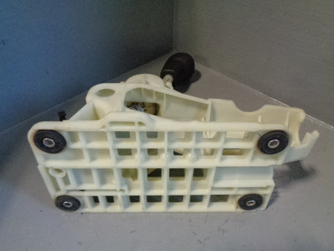 Freelander 2 TD4 Manual Gear Selector 7G9N-7K387-DE