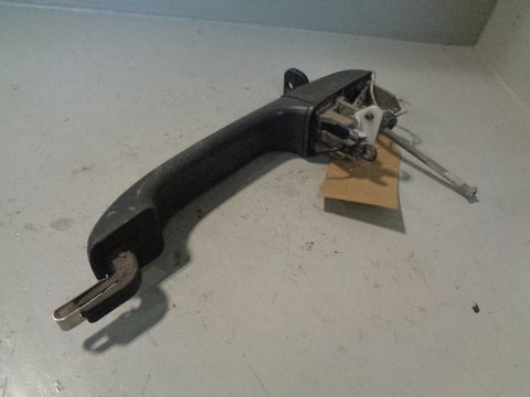 Discovery 2 Door Handle Off Side Front with Key Land Rover 1998 to 2004 R25013