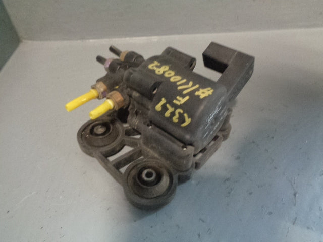 Range Rover L322 Air Suspension Valve Block Front Crossover
