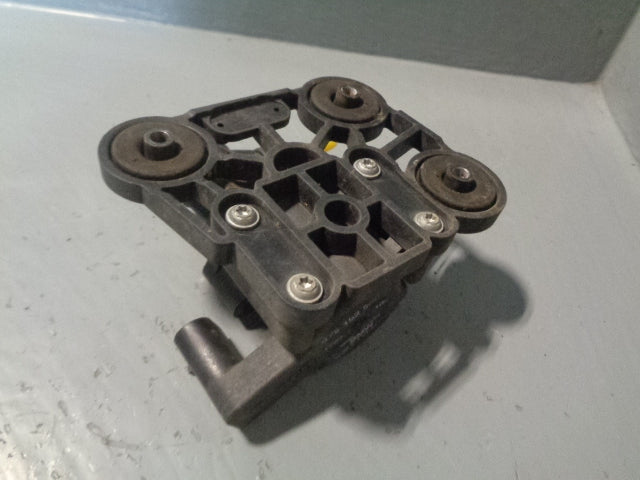 Range Rover L322 Air Suspension Valve Block Front Crossover