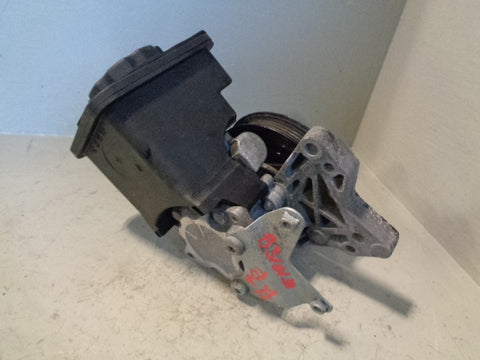 Range Rover L322 Power Steering Pump QVB000230 3.0 TD6 2002 to 2006