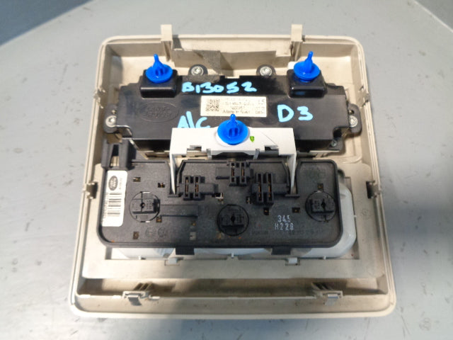 Discovery 3 Rear Heater Controls Panel and Interior Light