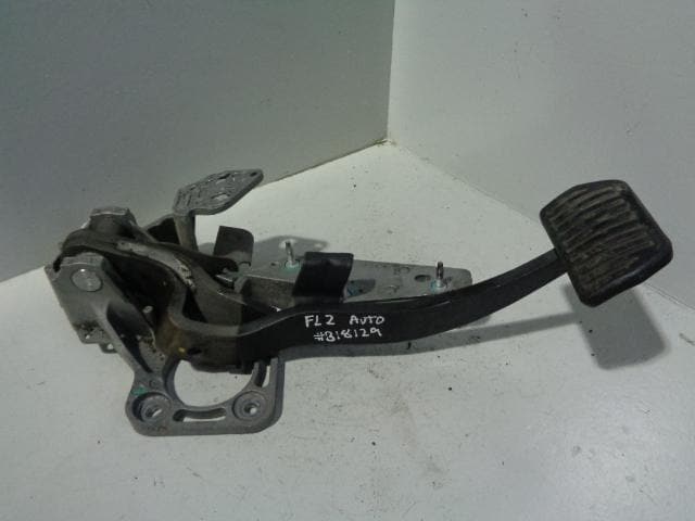 Freelander 2 Automatic Brake Pedal Land Rover 6G92-2D094-HD