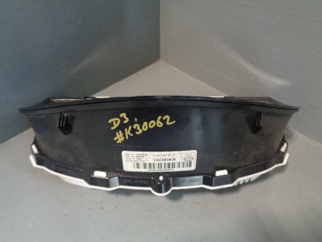 Discovery 3 Instrument Cluster Speedo YAC502070 Land Rover