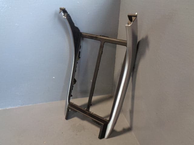 Range Rover Sport Centre Console Trim Surround L320 2005