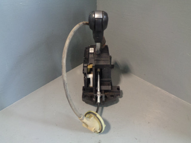 Discovery 3 Automatic Gear Selector Gearstick with Knob