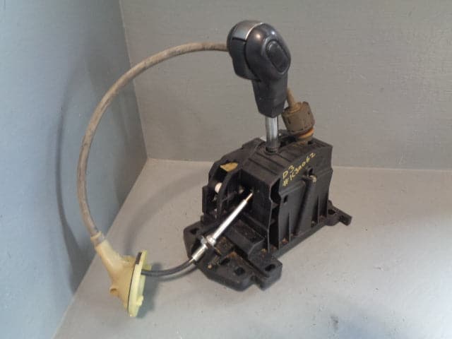 Discovery 3 Automatic Gear Selector Gearstick with Knob