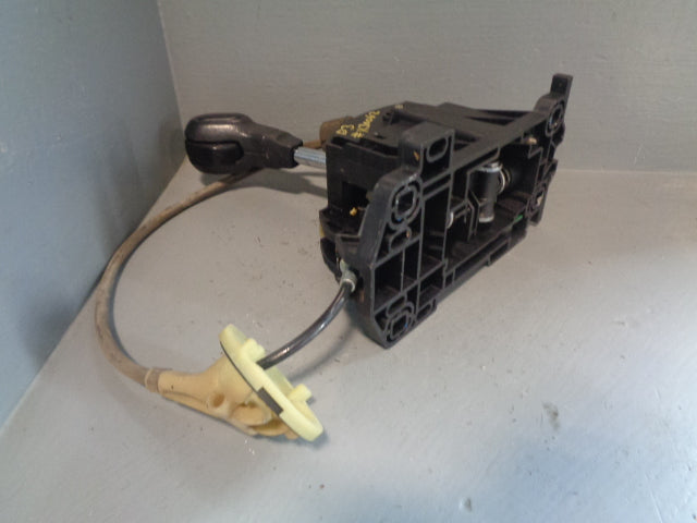 Discovery 3 Automatic Gear Selector Gearstick with Knob