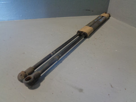 Discovery 3 Tailgate Gas Struts Upper Pair Of Land Rover