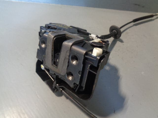 Discovery 3 Door Lock Actuator Solenoid Motor Off Side Rear