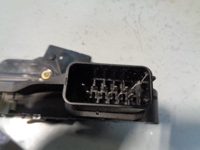 Discovery 3 Door Lock Actuator Solenoid Motor Near Side Rear