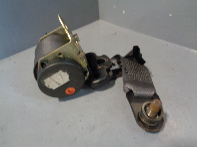 Freelander 1 Seat Belt in Grey Near Side Rear 3 Door Land
