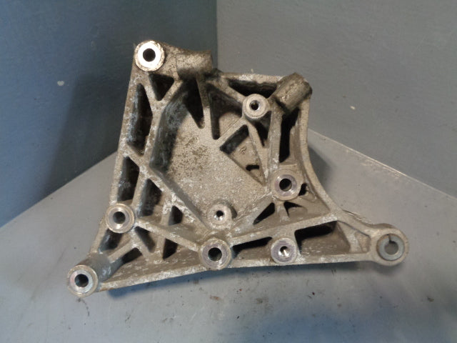 Range Rover Sport Alternator Bracket Mount 3.6 TDV8